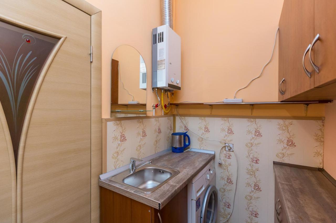Квартира В Центрі Подобово На Вулиці Коперника 26 Біля Палацу Мистецтв Lviv Eksteriør billede